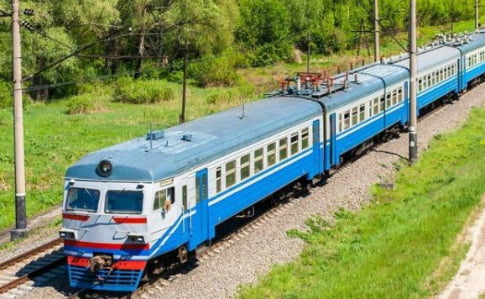 Сегодня с изменениями будут двигаться пригородные поезда из Запорожья и Никополя - рис. 1