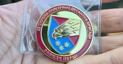 Военнослужащий из Никополя показал награду за освобождение Лимана - рис. 4