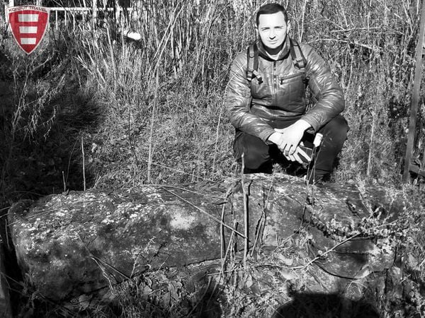 У Марганці туристи виявили кам'яний хрест часів Запорізької Січі - рис. 2