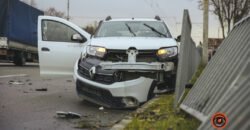 В Днепре водитель Lexus на большой скорости влетел в Renault - рис. 13