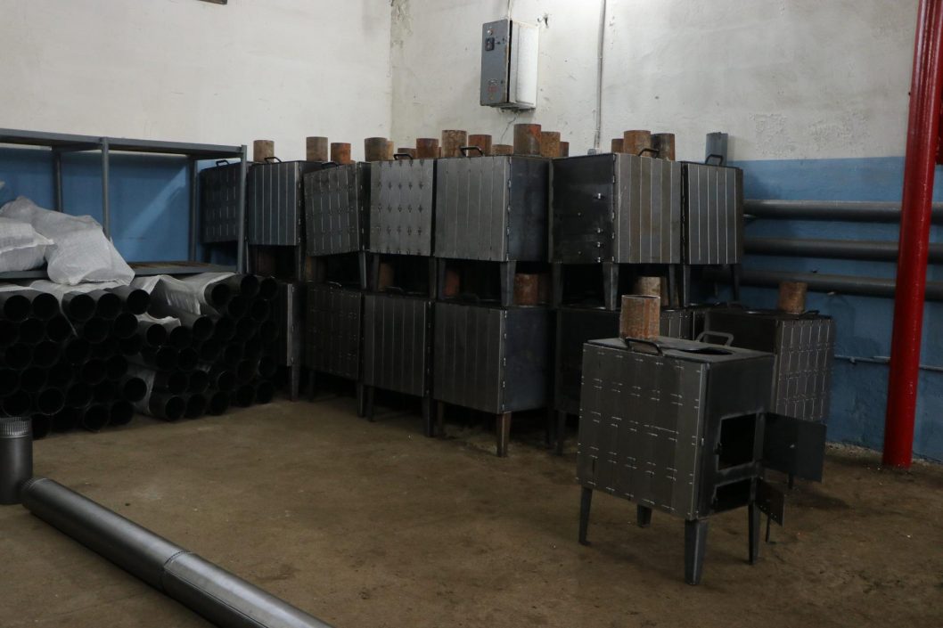 Мэрия Днепра передала подразделениям Вооруженных сил Украины 150 буржуек - рис. 1