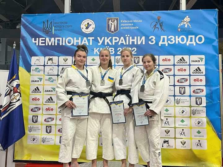 Спортсмены Днепропетровщины завоевали призовые места чемпионатов Украины по дзюдо - рис. 7