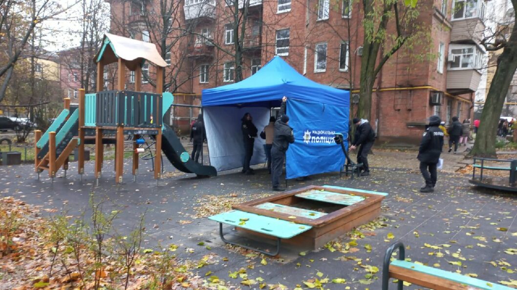 В Чечеловском районе Днепра развернули пункт для граждан, пострадавших от ракетных обстрелов - рис. 1
