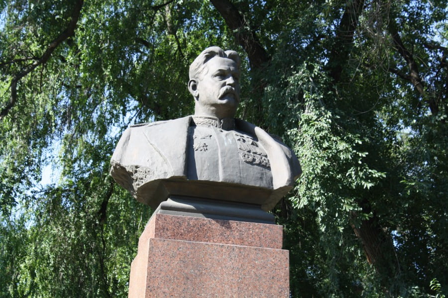 У Дніпрі планують демонтувати пам'ятник Олексію Федорову - рис. 1