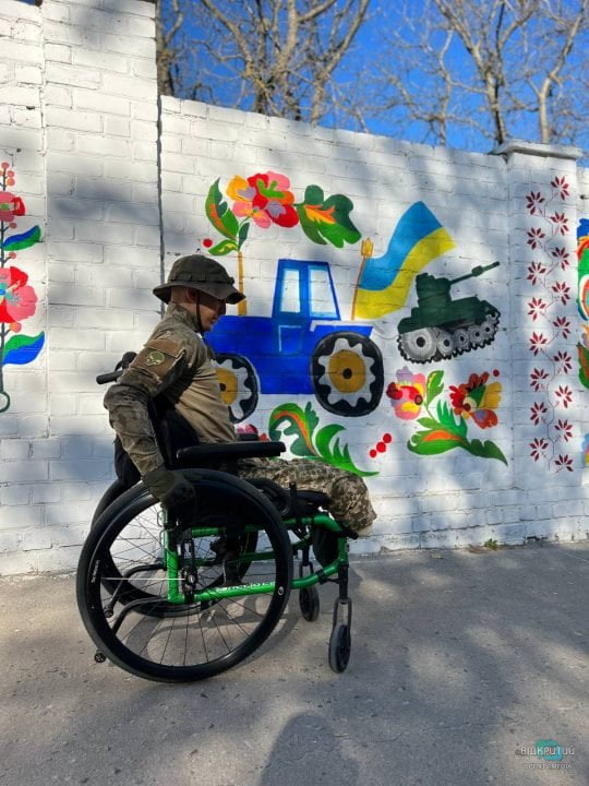 Втратив ноги в День Незалежності: дніпрянка організувала «Благомарафон» зі збору коштів на протези військовому - рис. 3