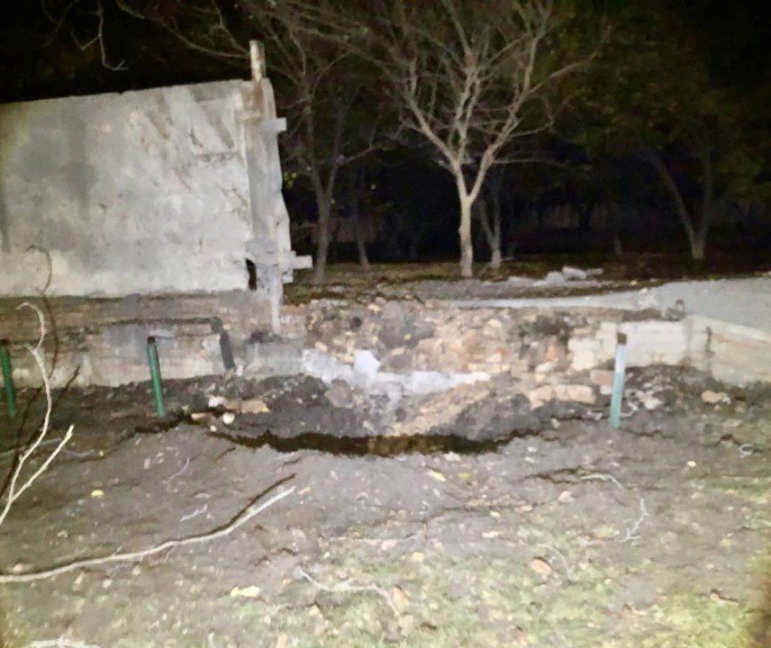 Российские оккупанты ночью обстреляли из «Градов» и тяжелой артиллерии две громады Никопольщины - рис. 2