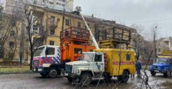 В Днепре оккупанты повредили контактную сеть электротранспорта: на месте работают ремонтные бригады - рис. 2