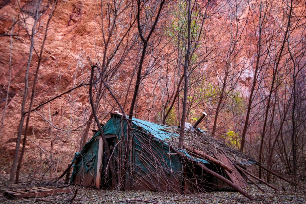 Пейзажная мистика: в Кривом Роге нашли пропасть, напоминающую декорацию апокалиптического фильма