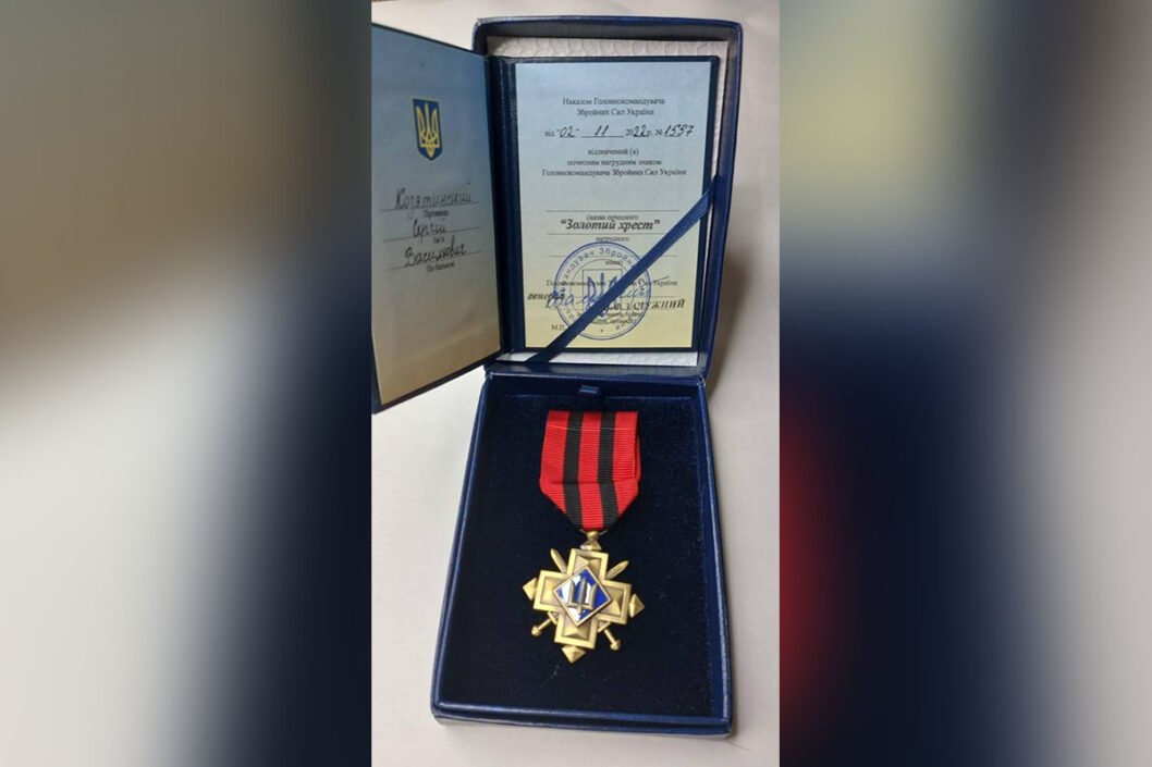 Танкиста из 93-й ОМБр “Холодный Яр” наградили Золотым крестом - рис. 3