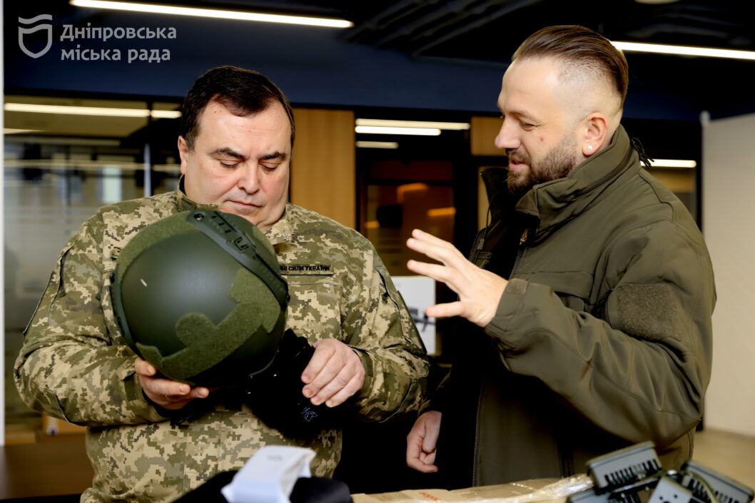 Дніпро передав ЗСУ комплекти «Нічних водіїв», які створили розробники міста - рис. 5