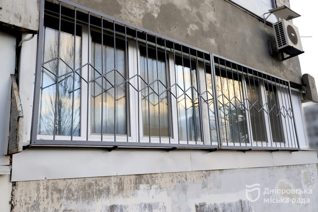 «Дніпро відновлюється після обстрілів рф. Постраждалим містянам виплатять загалом 21 млн грн компенсацій», – Борис Філатов