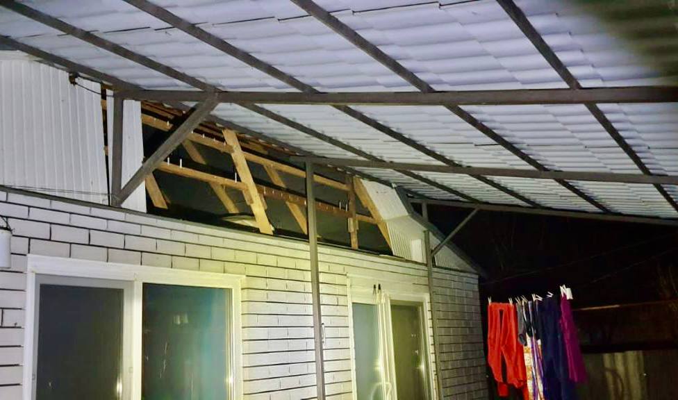 Російські окупанти минулої ночі шість разів обстрілювали Нікопольський район Дніпропетровщини