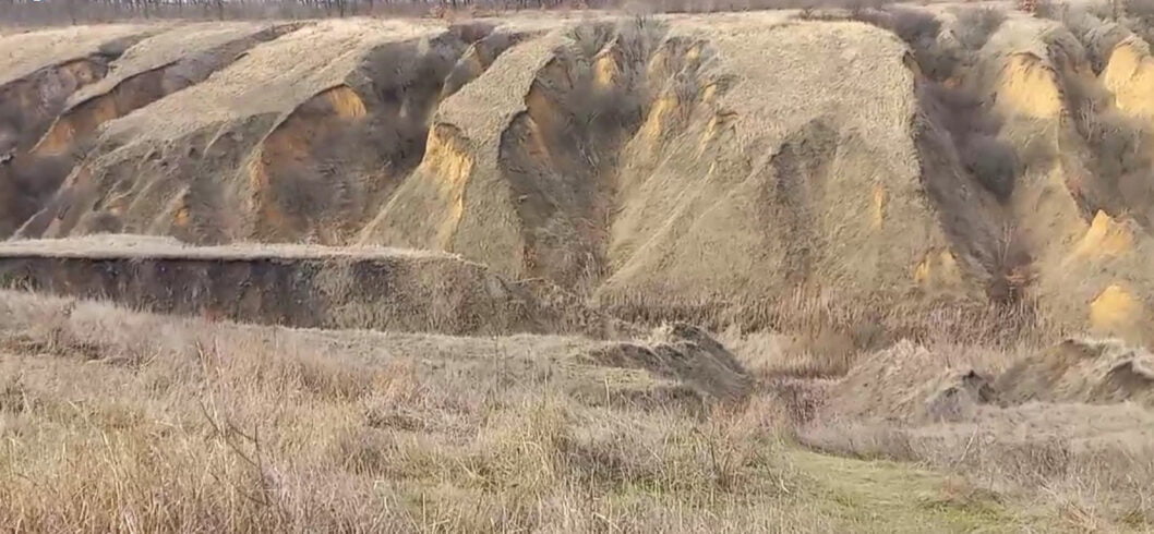 У Дніпрі забруднюють Сажівську балку, яка виконує важливу функцію в місті: подробиці