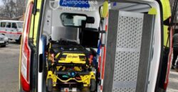 Дніпро отримав укомплектований автомобіль швидкої медичної допомоги - рис. 2