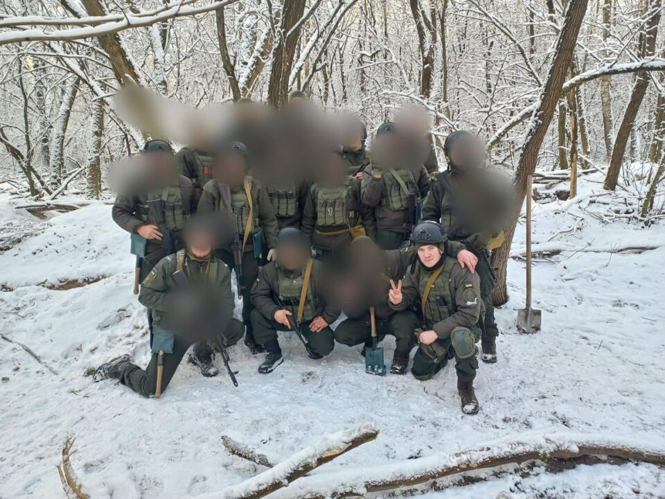 Військовослужбовець з Дніпра про побут в армії, турботу про котиків та фінансову грамотність