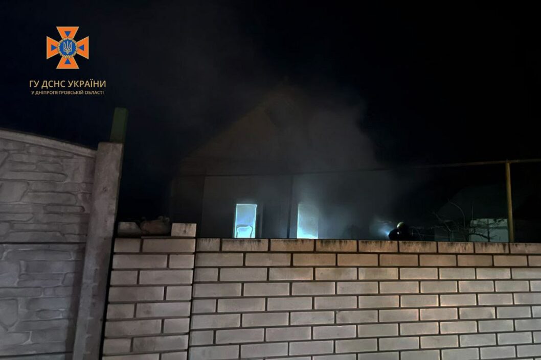 У Дніпрі сталася пожежа у приватному житловому будинку: загинула людина - рис. 1