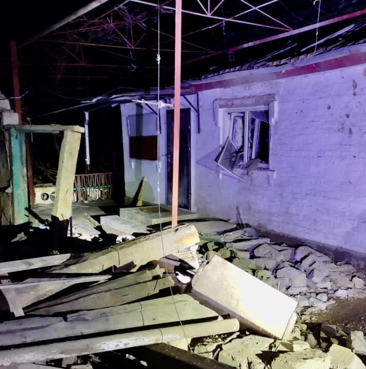 Російські окупанти вночі випустили по Нікопольському району понад 50 снарядів - рис. 5