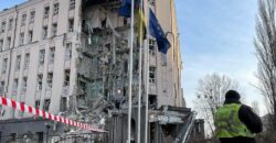 Є загиблі і постраждалі: наслідки масованої ракетної атаки окупантів по території України - рис. 11