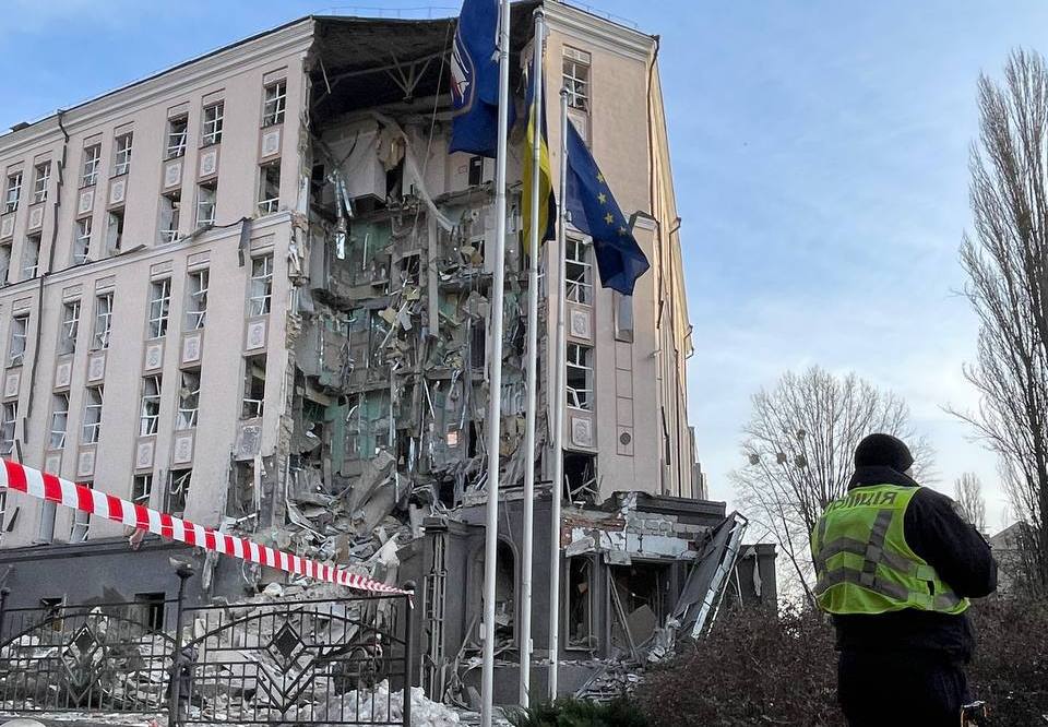 Є загиблі і постраждалі: наслідки масованої ракетної атаки окупантів по території України