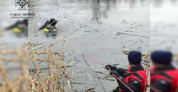 На Днепропетровщине спасатели достали из водоема утонувшего рыбака - рис. 16