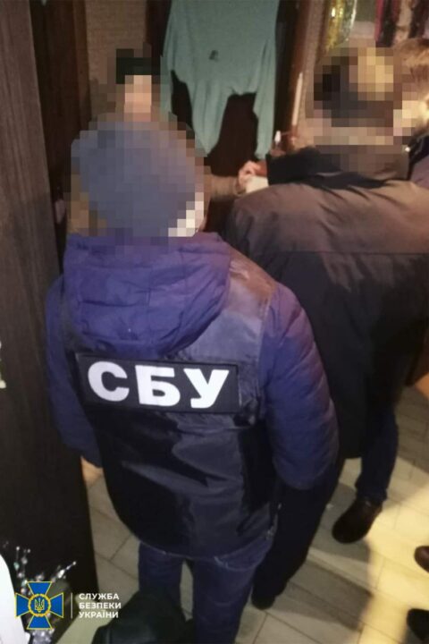 На Днепропетровщине СБУ заблокировала антиукраинскую агитацию трех вражеских пособников