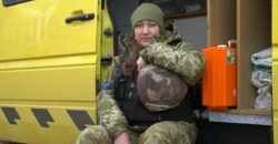 Спасает военных уже 6 лет: в Чернигове днепрянку избрали "Женщиной года 2022" - рис. 8