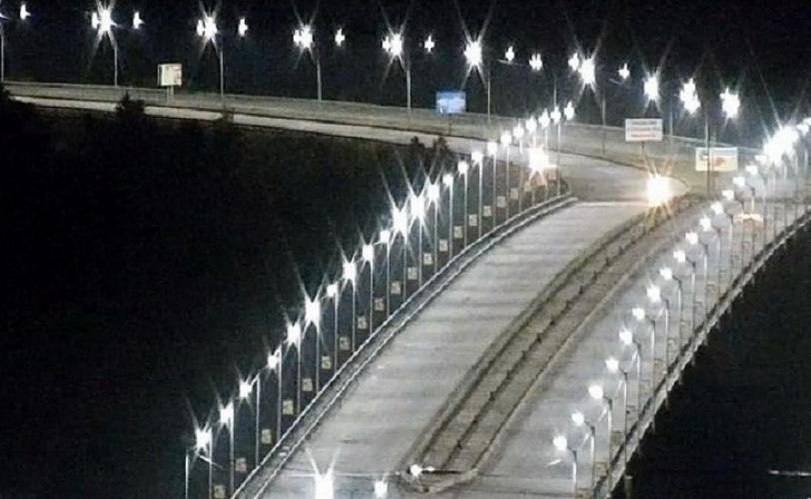 У Кам'янському через аварійні відключення світла вимкнуть вуличне освітлення