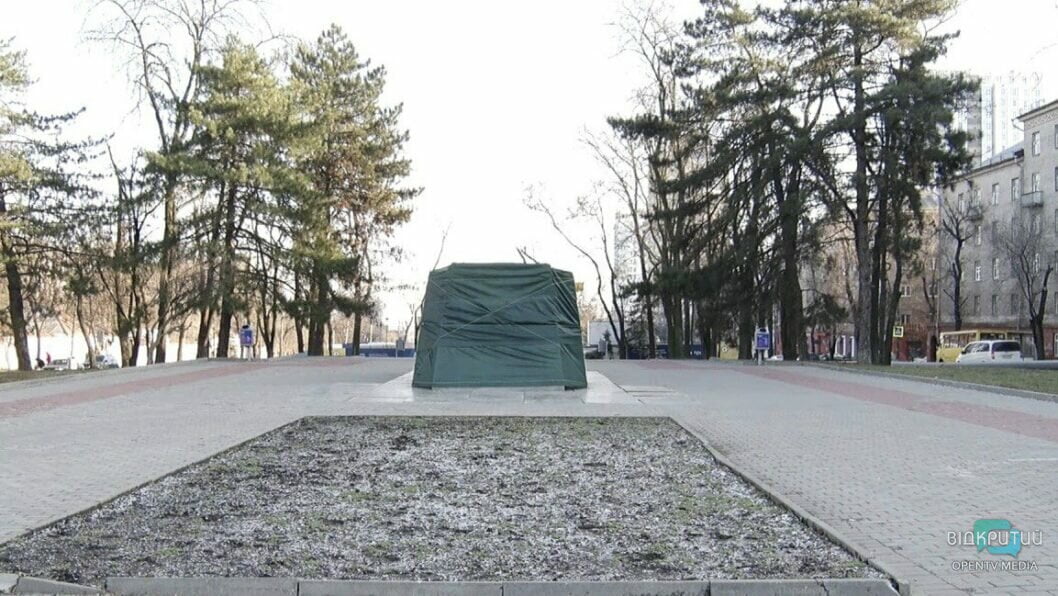 Демонтированное наследие СССР: как выглядят улицы Днепра после сноса памятников - рис. 10