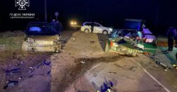 Жорстка аварія на Дніпропетровщині: постраждали два водія, одного затисло в автомобілі