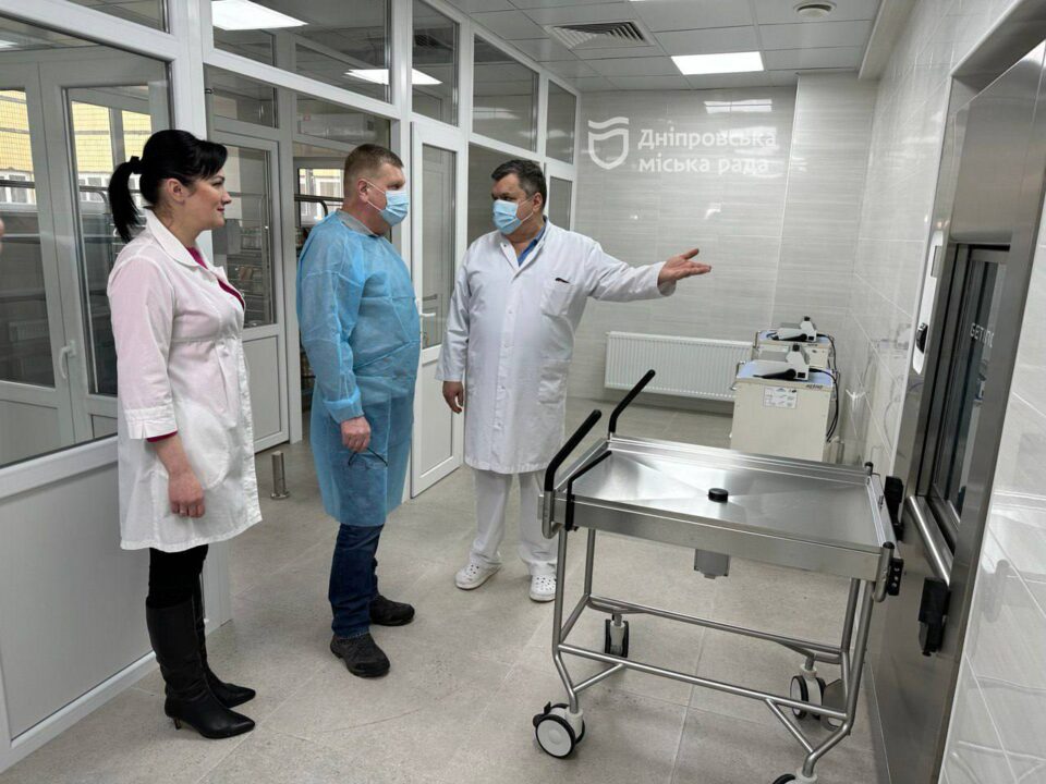 Інспекційний об’їзд: черговий по місту перевірив роботу лікувальних закладів Дніпра