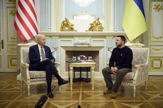 Президенты Украины и США провели встречу и переговоры в Мариинском дворце Киева