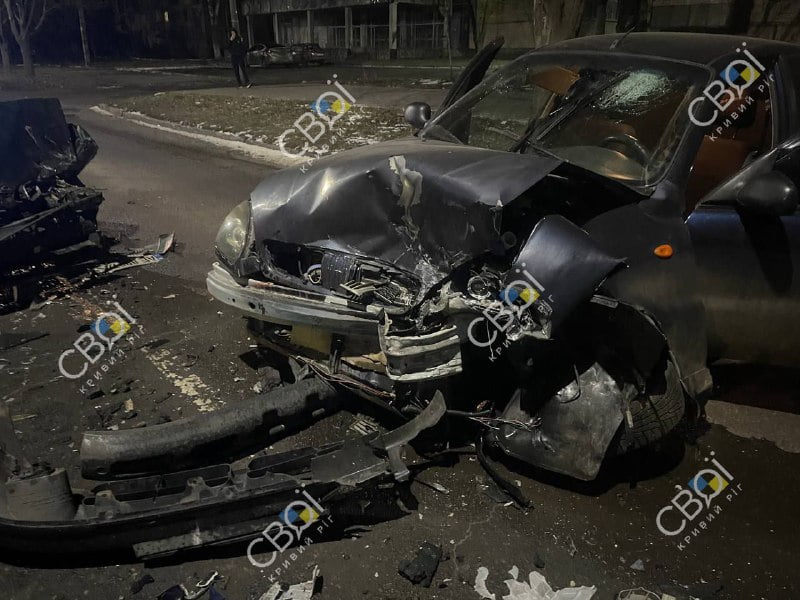 У Кривому Розі нетверезий водій влаштував лобову ДТП: постраждали двоє людей