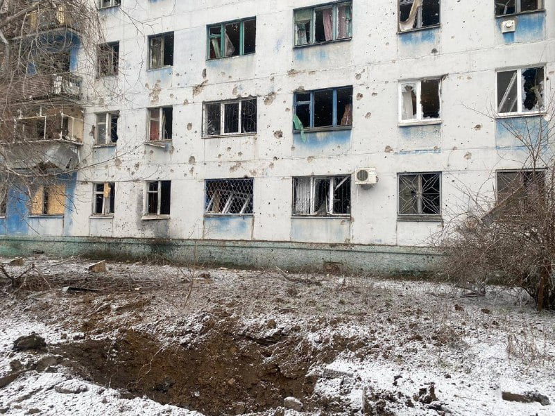 Російські окупанти обстріляли Нікополь: є загиблі та поранені