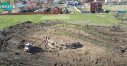 «Дніпровський стоунхендж - врятоване минуле»: у Дніпрі відкрилась благодійна археологічна виставка