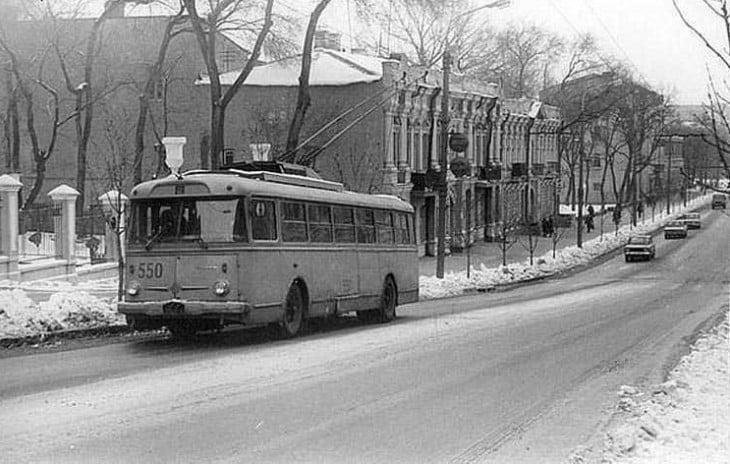 Про Дніпро: нынешняя зима днепрян снегом не балует, а какими были зимы в городе раньше
