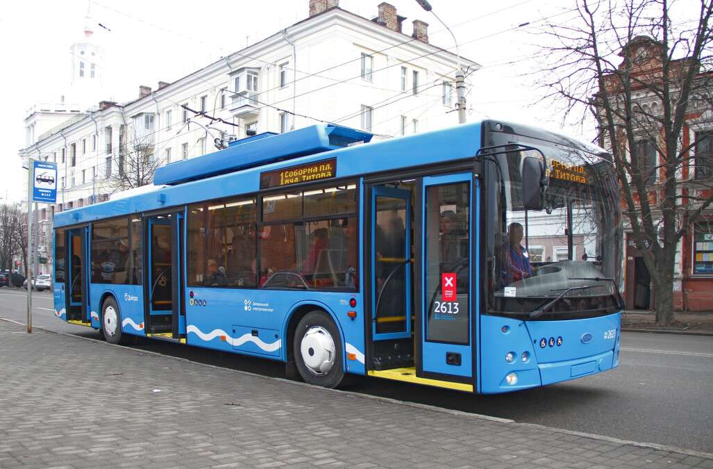 Як 23 лютого у Дніпрі працює громадський транспорт - рис. 1
