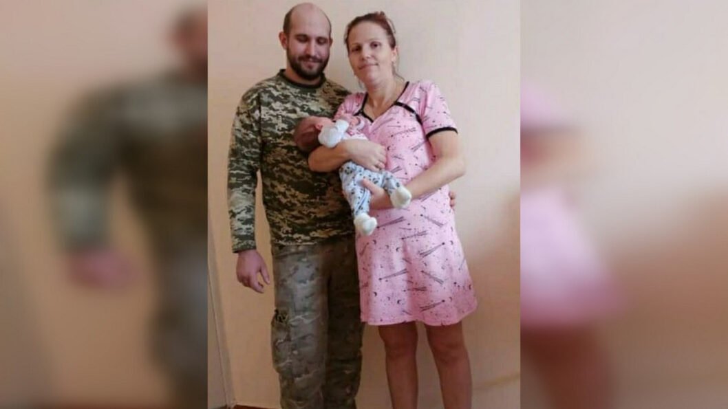 В одной из днепровских больниц произошло воссоединение семьи военного - рис. 1