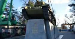 Росіяни запропонували Борису Філатову обміняти демонтовані у Дніпрі радянські пам’ятники на дрова