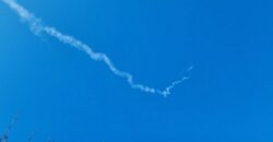 У небі над Дніпропетровщиною прогриміли вибухи: перші подробиці