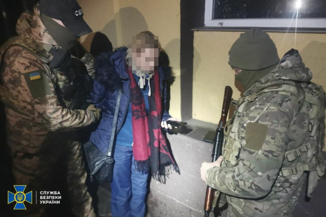 СБУ затримала ворожих інформаторів, які коригували обстріли позицій ЗСУ на Донеччині
