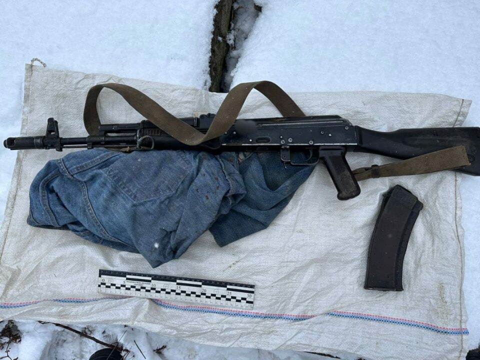 На Дніпропетровщині затримали нелегального торгівця зброєю