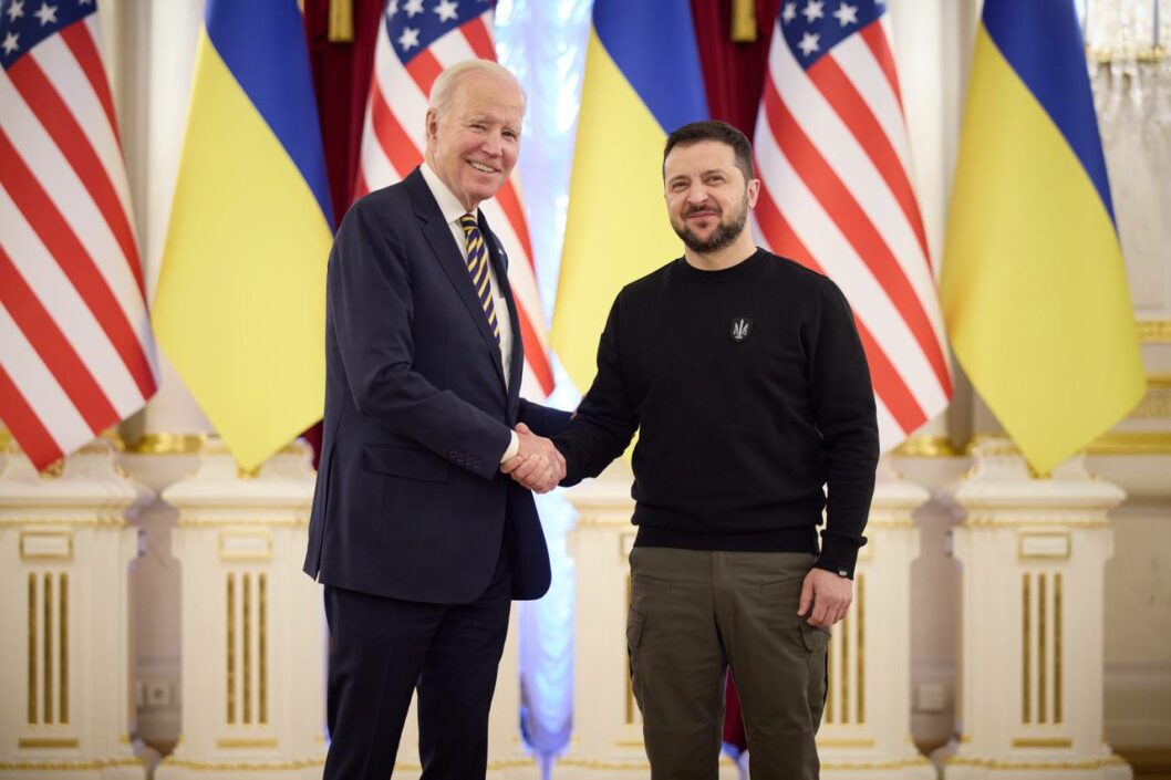 В Киев с официальным визитом прибыл Президент США Джо Байден - рис. 1