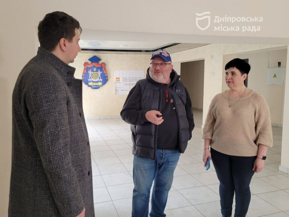 Дніпровські можновладці перевірили, як проходить оцифровування архівних документів - рис. 3
