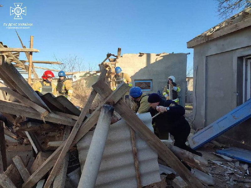 Российские оккупанты обстреляли жилые дома на Николаевщине: есть погибшие и раненые