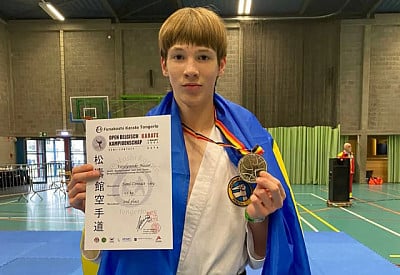Спортсмен із Кривого Рогу завоював срібну медаль на чемпіонаті Європи з рукопашного бою