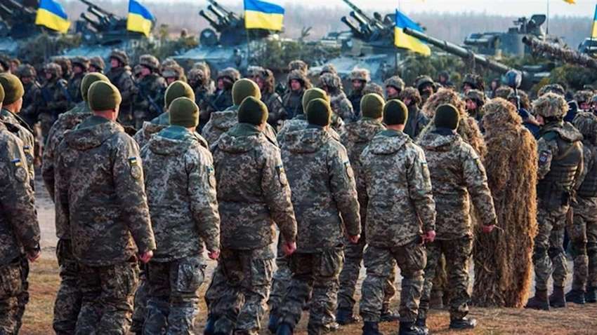 "Війна ще не закінчилась": Міністр оборони України розповів про мобілізаційні заходи 