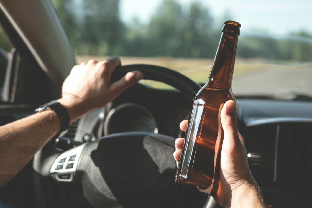 В Украине за вождение в состоянии опьянения предложили забирать авто в пользу ВСУ - рис. 1