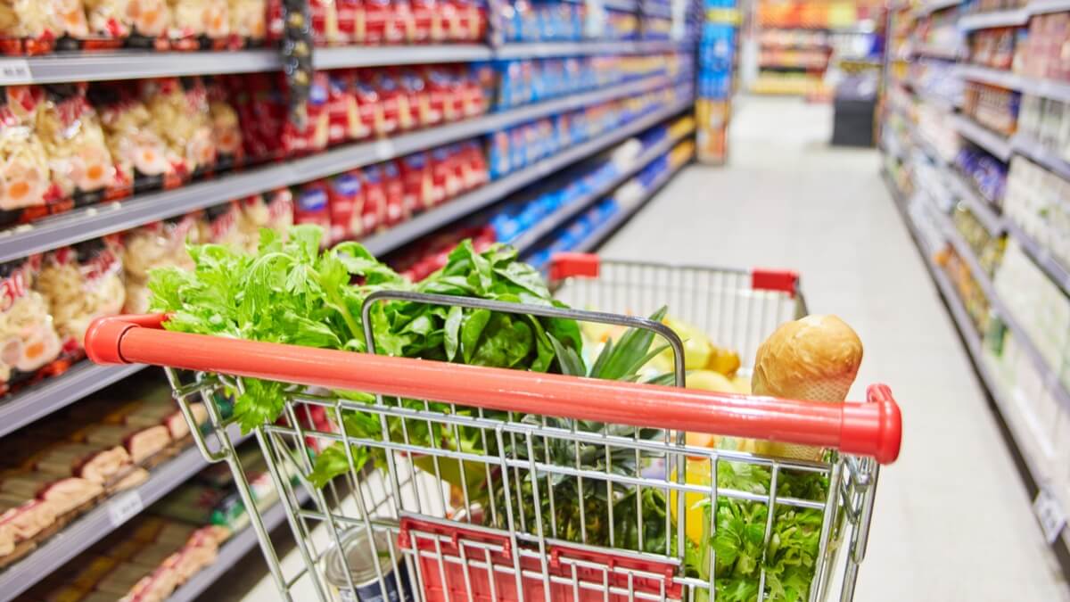 Топ завышенных цен на пищевые продукты в Днепропетровской области: исследование Госпотребслужбы - рис. 1
