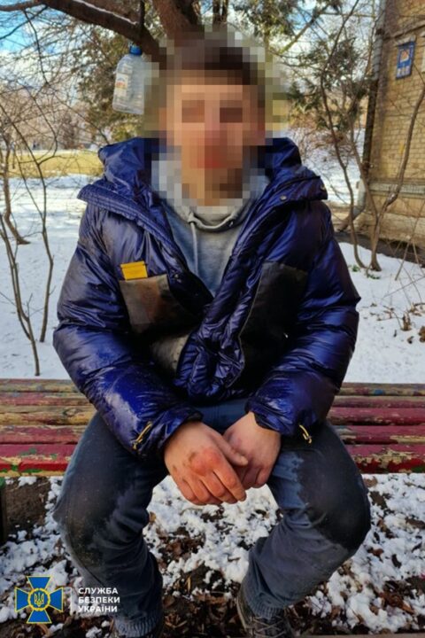 СБУ затримала інформаторів, які звітували ворогу про роботу українських військових частин
