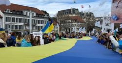 В Лозанне провели митинг против участия россиян и белорусов в Олимпиаде-2024 - рис. 1